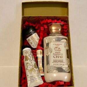 Bath & Body Works White Pumpkin & Chai and Cookie gift set🎁